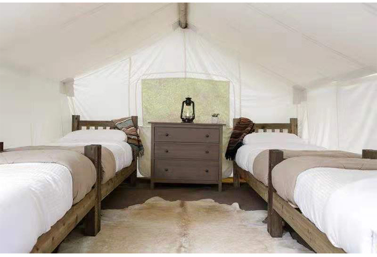 Hotel tent