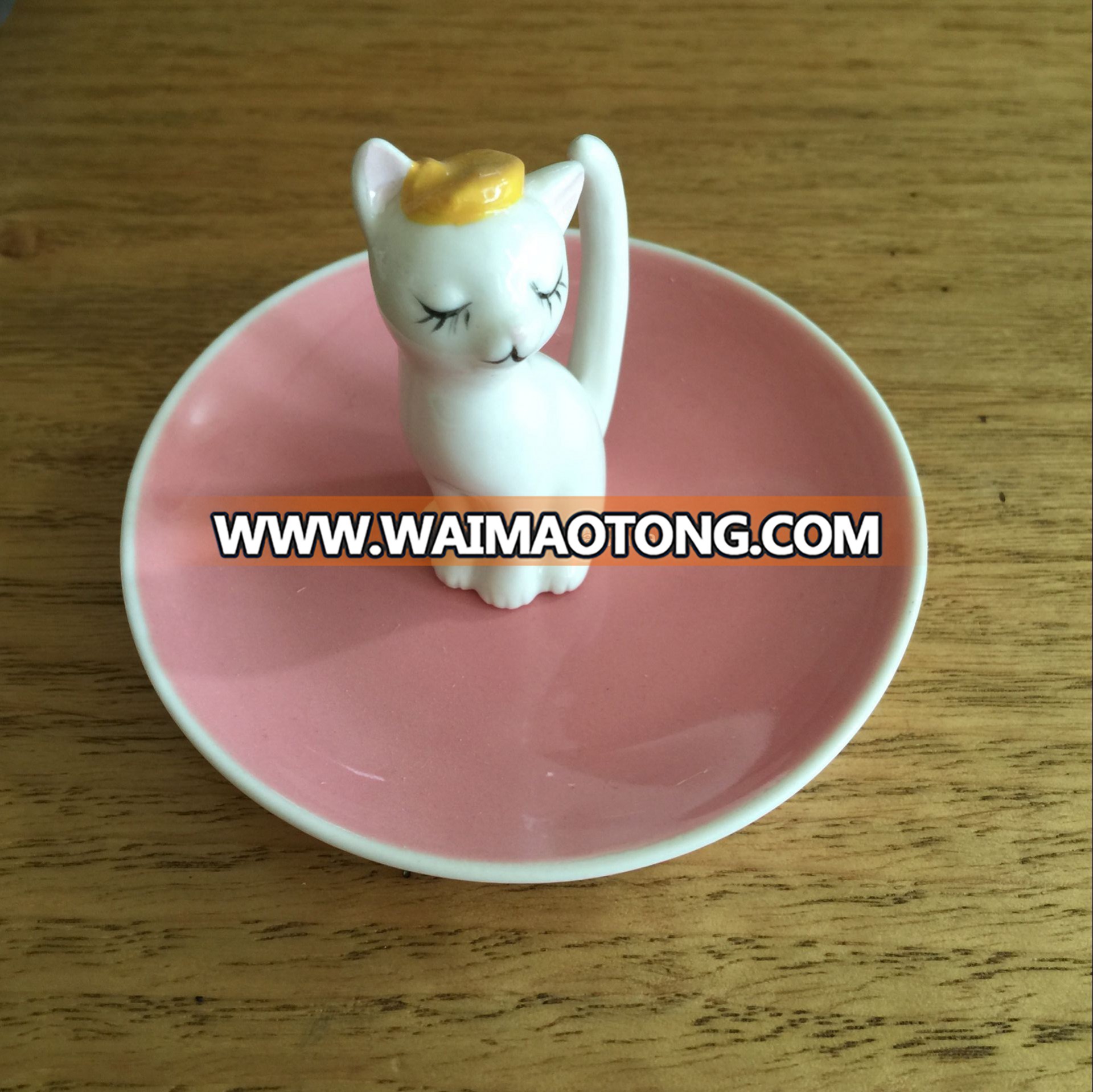 New design lady cat ceramic ring holder jewelry stand