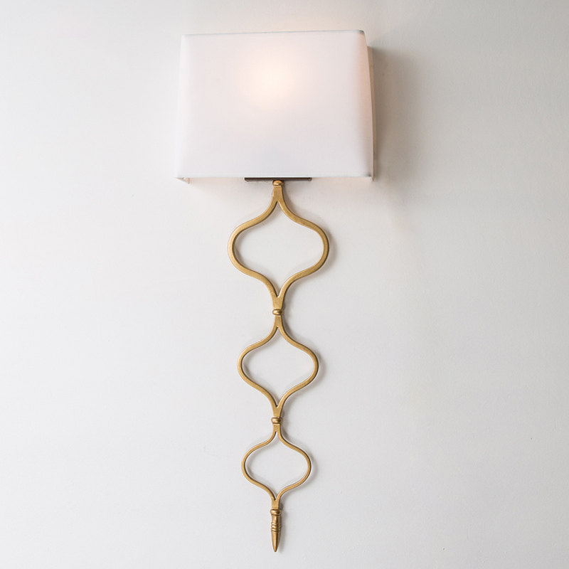 Amazon supply design sinuous metal wall sconce golden wall lamp for hotel