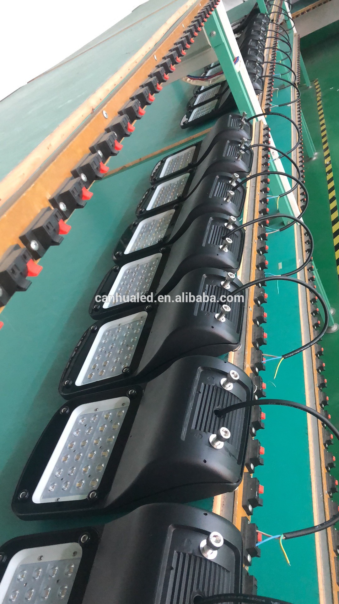 black shell aluminum sidewalk road park ip65 6000K 5000K 50W 100W 120W 150W street led outdoor lighting