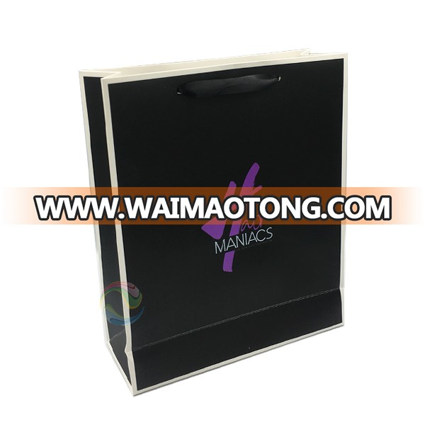 Shenzhen High Quality Custom Print Matt Black Color Paper Gift Bag with Rope Handle