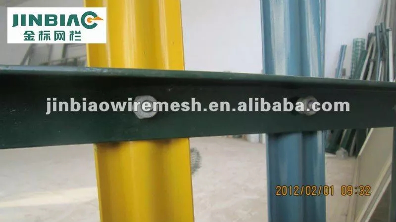 pvc coated  hot-dipped galvanized steel palisade fencing