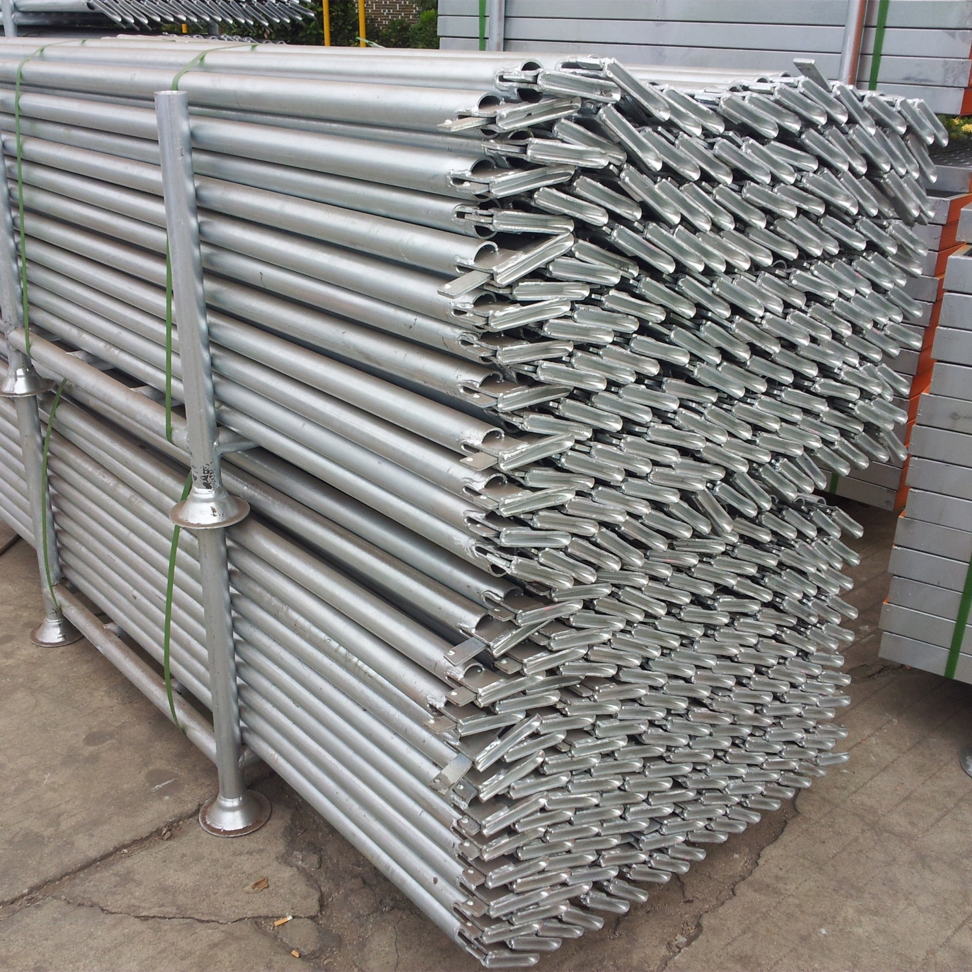 Metal Kwikstage System Scaffold Ledger For Sale