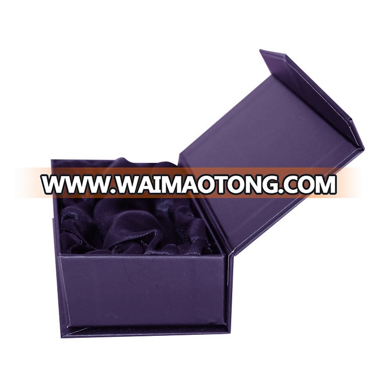 Yilucai  Luxury Wholesale Megnet Matt Packaging Custom Cosmetic Box