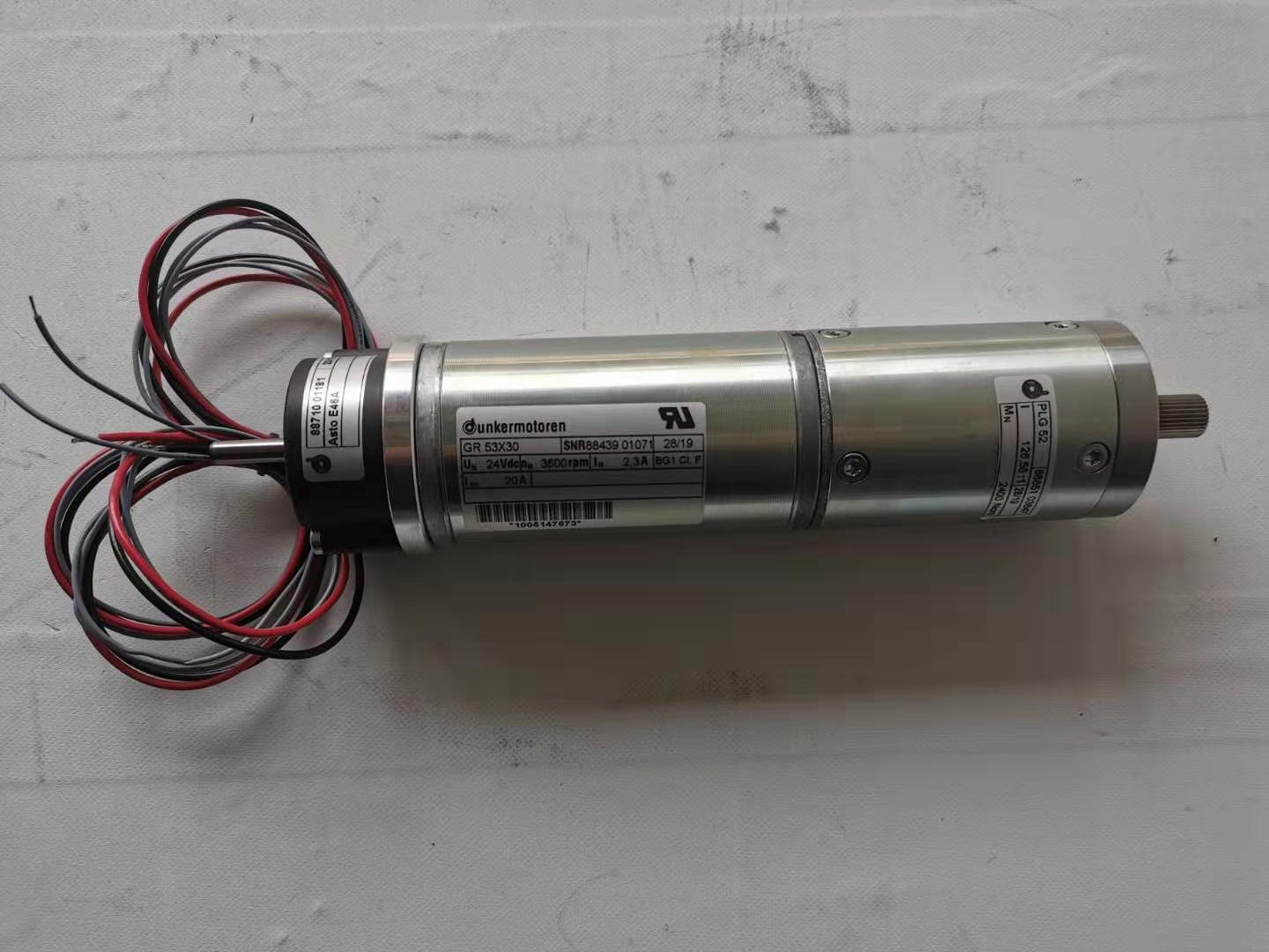 ORIGINAL BRAND NEW unkermotoren servo drive Typ GR 53X30