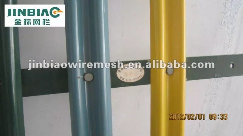 pvc coated  hot-dipped galvanized steel palisade fencing