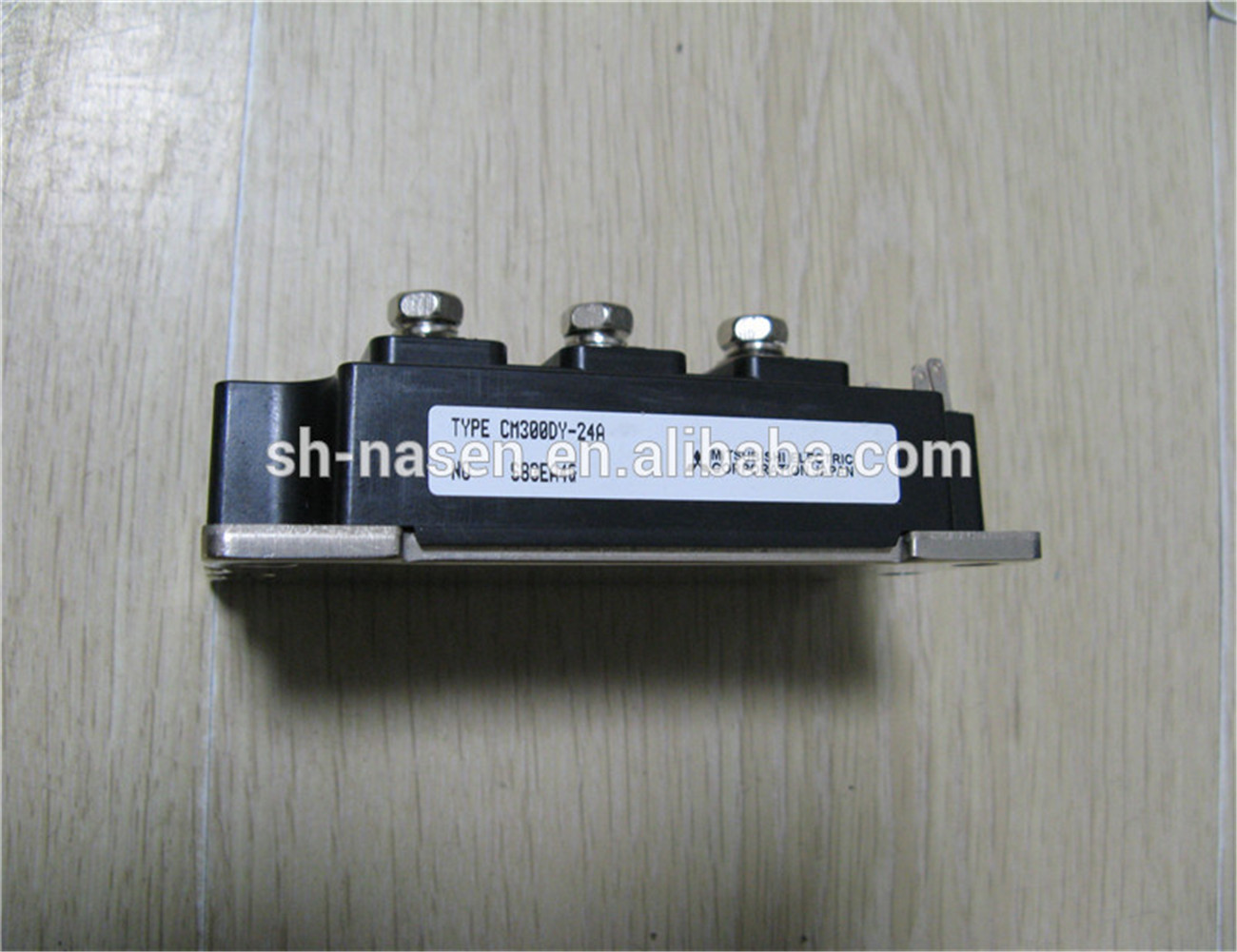 Mitsubi IGBT module CM300DY-24A