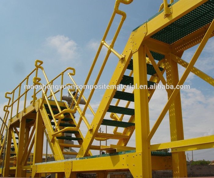 High strength anti Corrosion  frp fiberglass ladder with safety cage