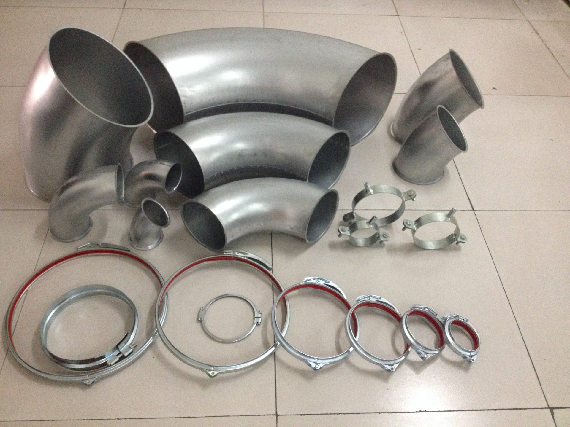 Galvanized pull ring mounting bracket for ventilation duct