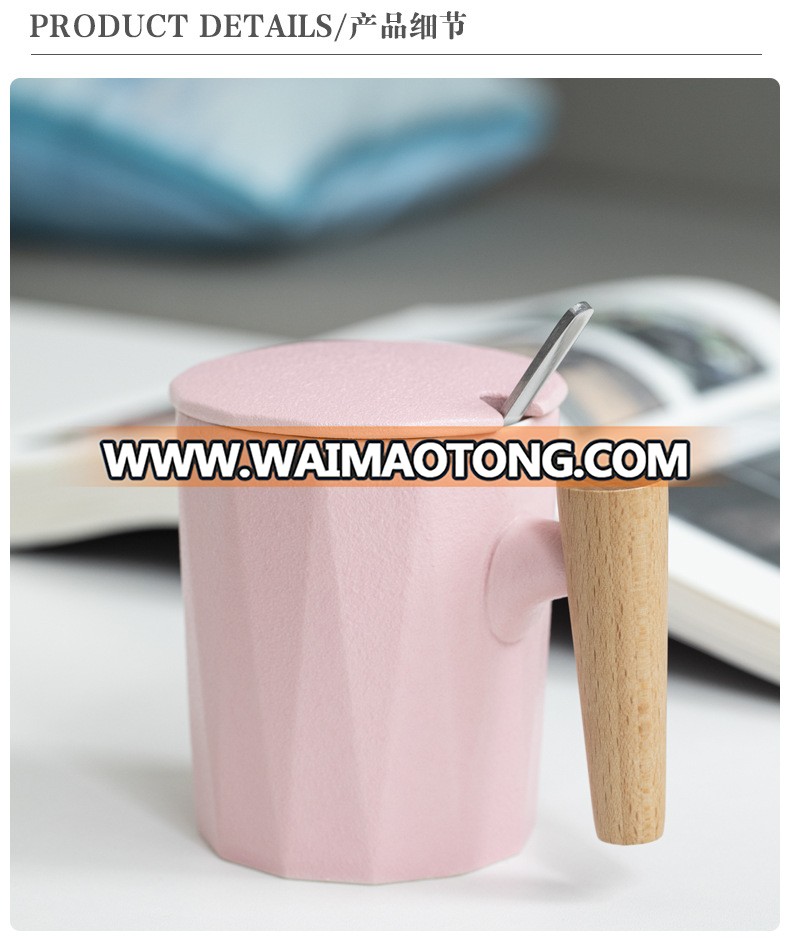 350ML hot sale Ceramic Tea Mug With wood handle & ceramic lid in different colors