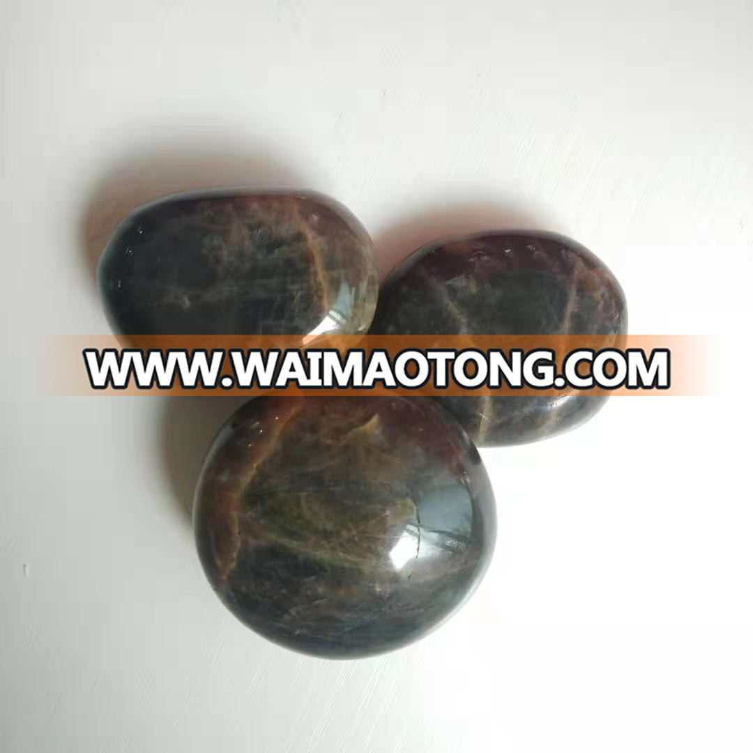 High Quality Natural Black Moonstone Palm Stone Crystal Palm Stone