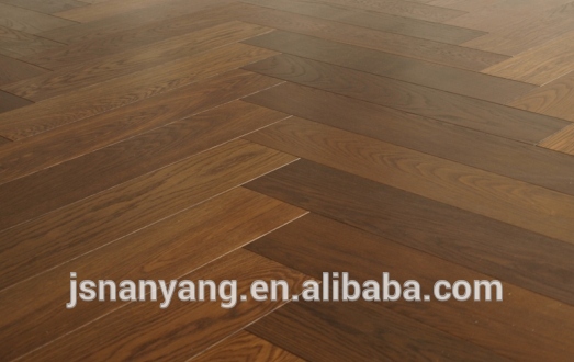 Fishbone /herringbone art parquet oak engineered wood flooring