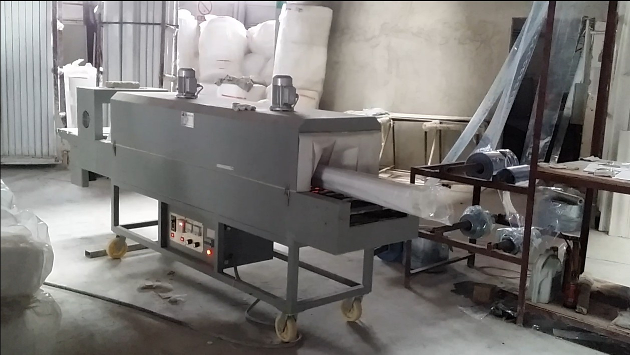 shrinking machine--used for gypsum cornices packing