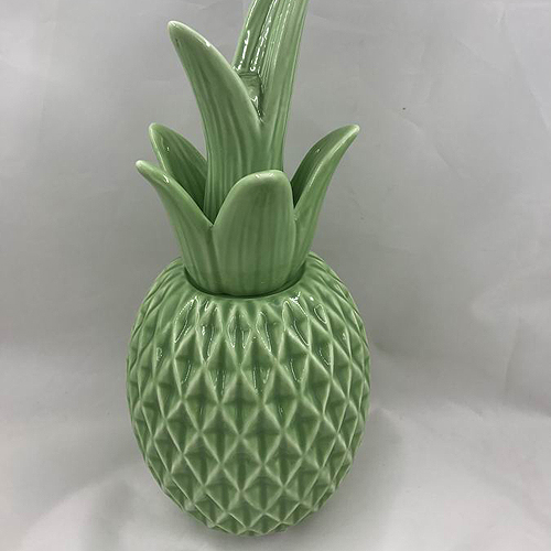 Novelty ceramic pineapple home decoration