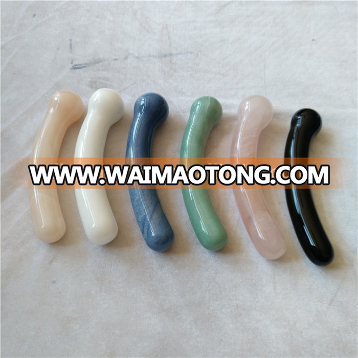 Natural  green aventurine stone curved massage yoni wands crystal penis dildo for sexy women