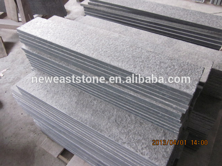 Chinese suppliers stepping stone marble and granite Black old granite steps in factory