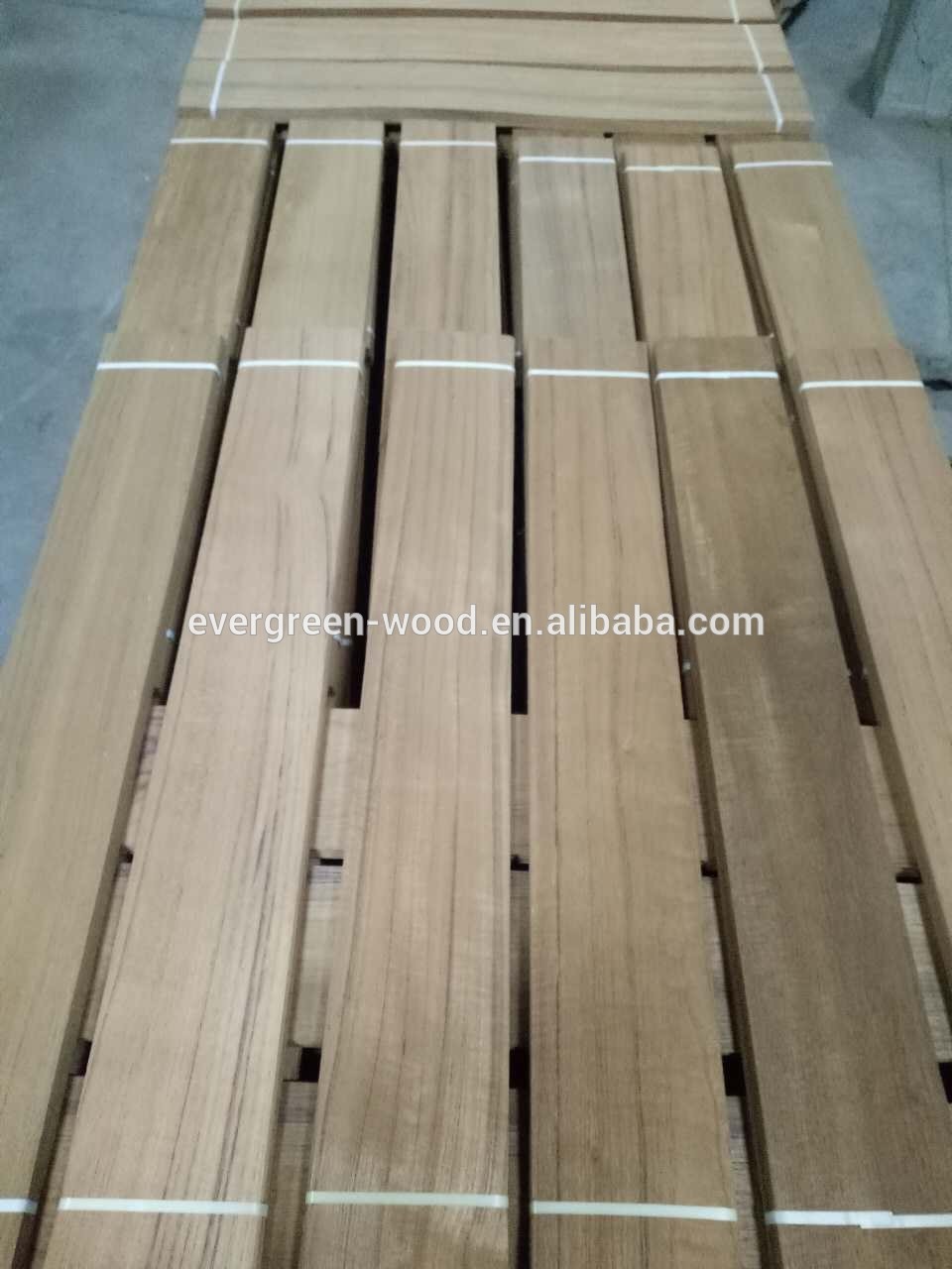 Burmese teak wood veneer for laminated floor