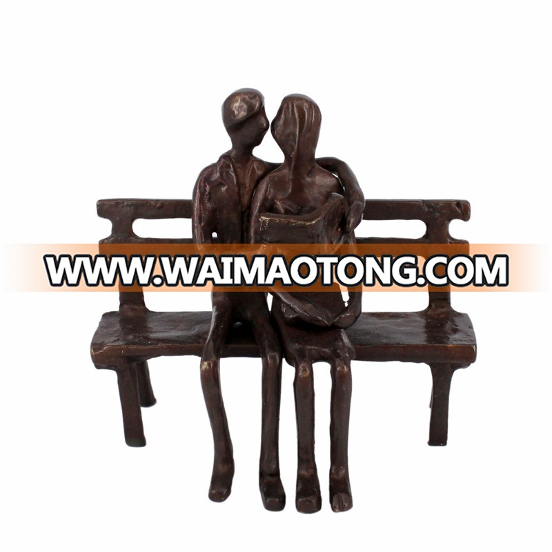 Home Decor Handicraft Cast Iron Bronze Metal Action Figure Sculpture