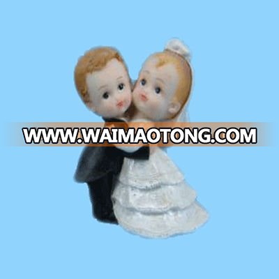 resin indian wedding couple figurine