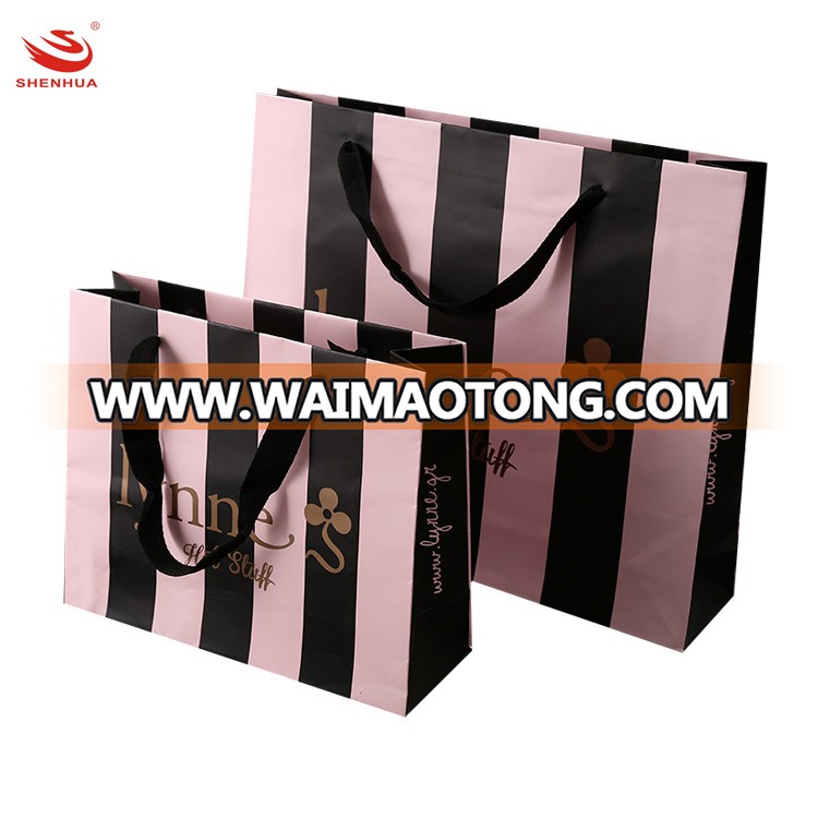 Luxury Matt Lamination Customized Paper Gift Shopping Bag With Handles