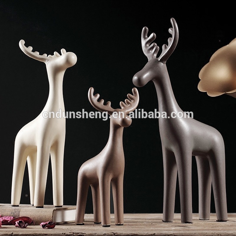 Wholesale ceramic unpainted abstract reindeer figurine & statue,matt ,set of 3