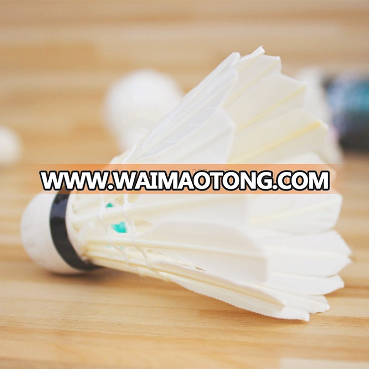 Wholesale factory price hot sale competitive Goose feather badminton