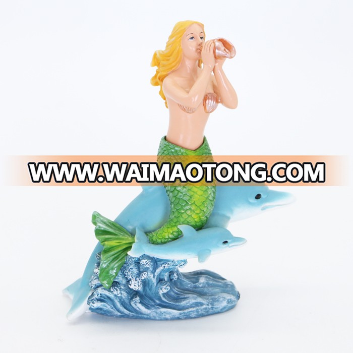 2019 Decorative miniature resin mermaid figurines blowing conch