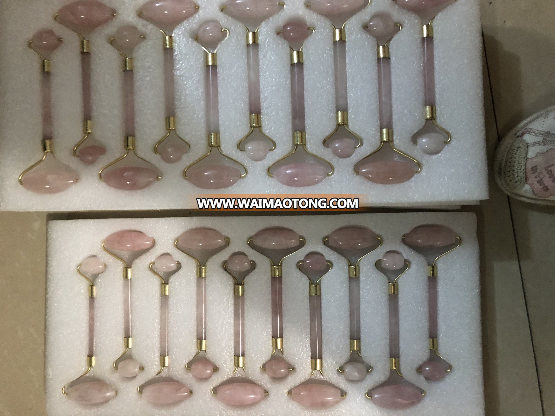 High Quality Rose Quartz Jade Roller For Beauty &Health