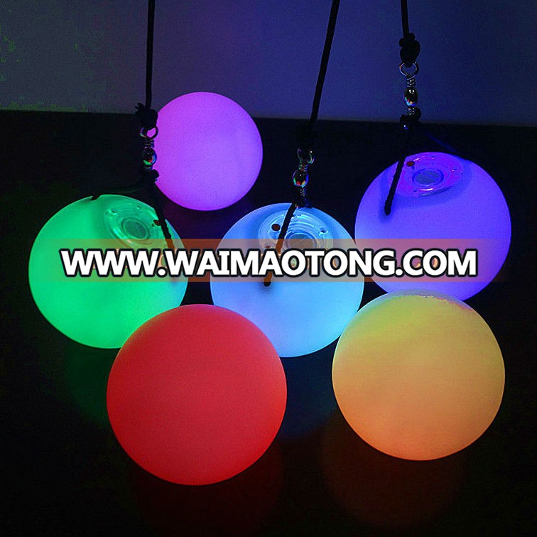 promotional gifts LED juggling ball color changing light poi ball