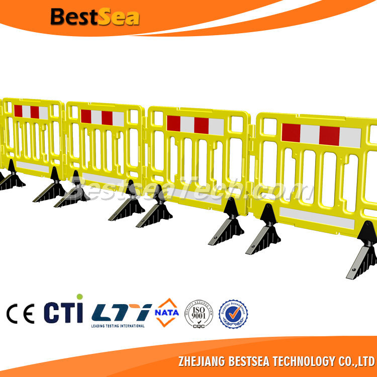 products for 2015 fence barrier safety barrier fence 1.1M Plastic Crowd Control Barrier