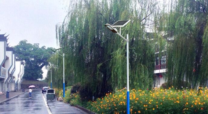 High quality sensor solar street lights with CE RoHS approved