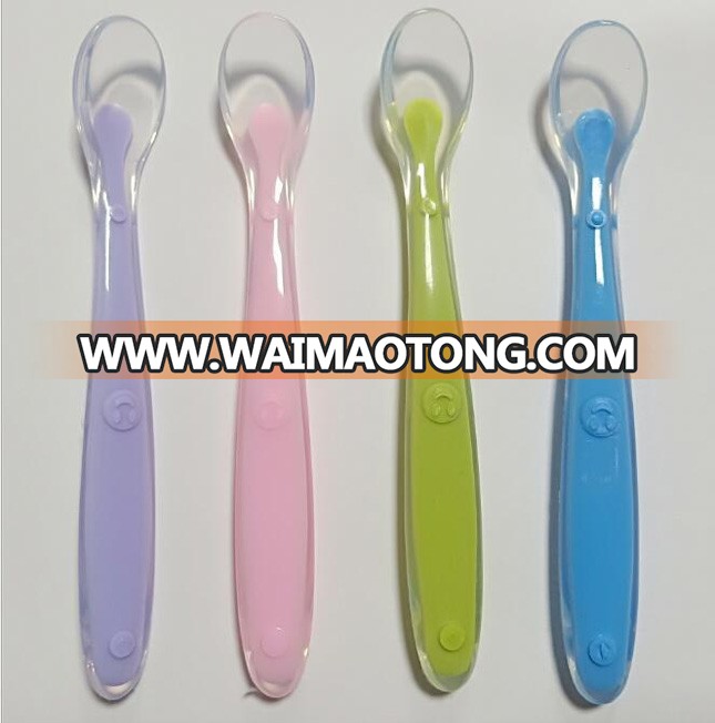 Factory price baby silicone spoon safe silicone feeding spoon for newborn