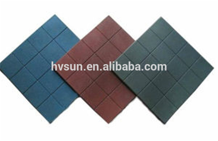 Manufacturers produce Water Rain and anti-slips drainage rubber mat