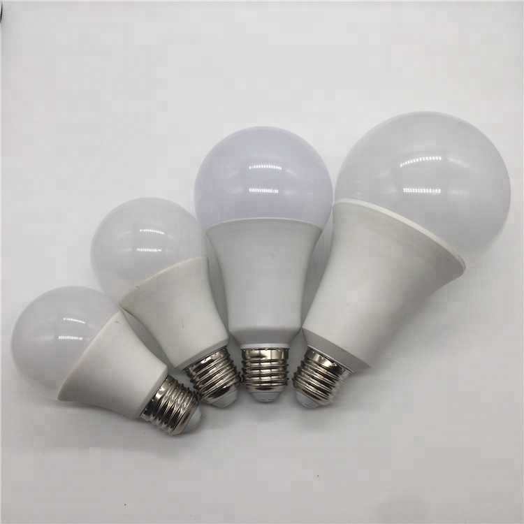 LED Bulb A60 9W Plastic And Aluminum SMD2835 LED Light IC Driver 810LM