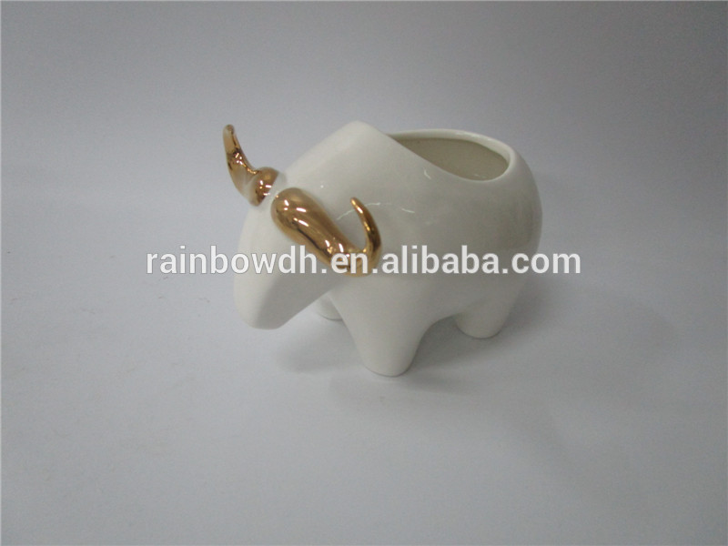 Wholesale ceramic animal flower pots for home decor