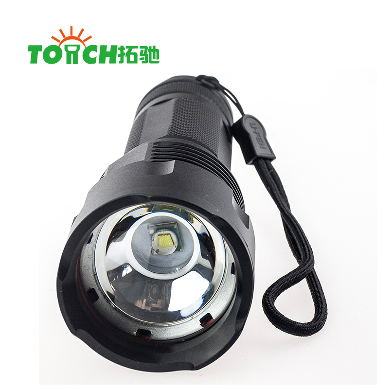 The best brightness Chinese supplier hot selling aluminium body LED flashlight rechargeable battery zoomable flashlight