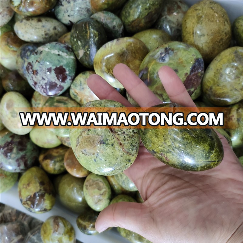 wholesale green oposhi stone palm stone