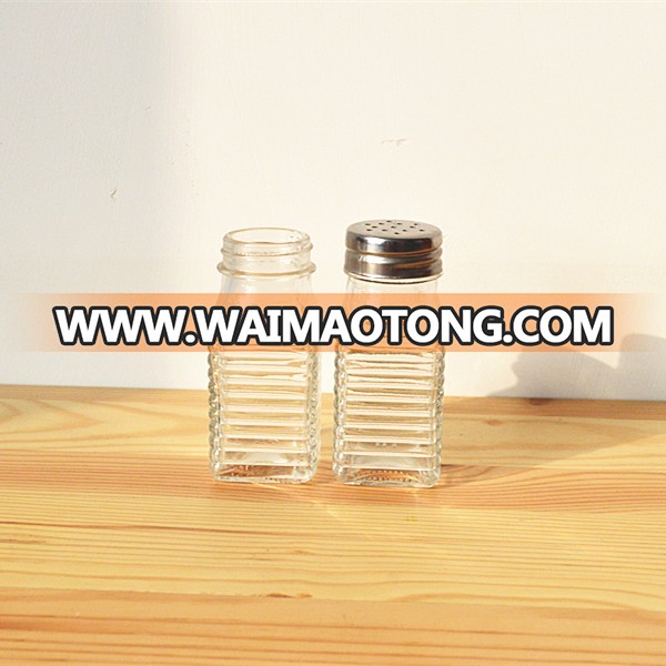 Nice Square Glass Seasoning Bottle Spice Bottle with Metal Cap