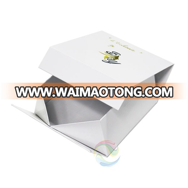 White Small Custom LOGO Magnetic Cardboard Scarf Packing Box