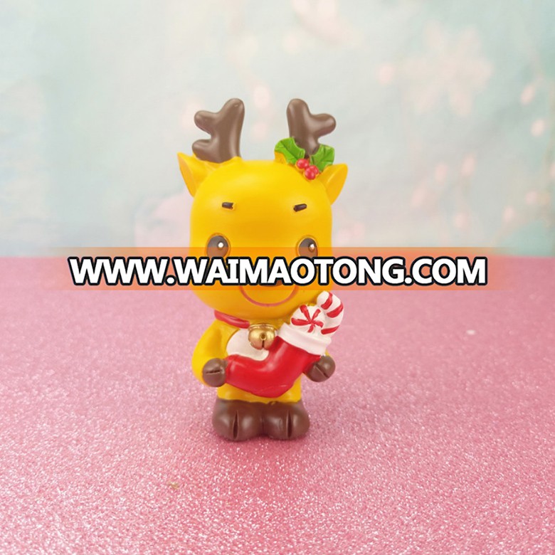 Wholesale cheap Christmas home decoration resin miniature snowman santa deer statue