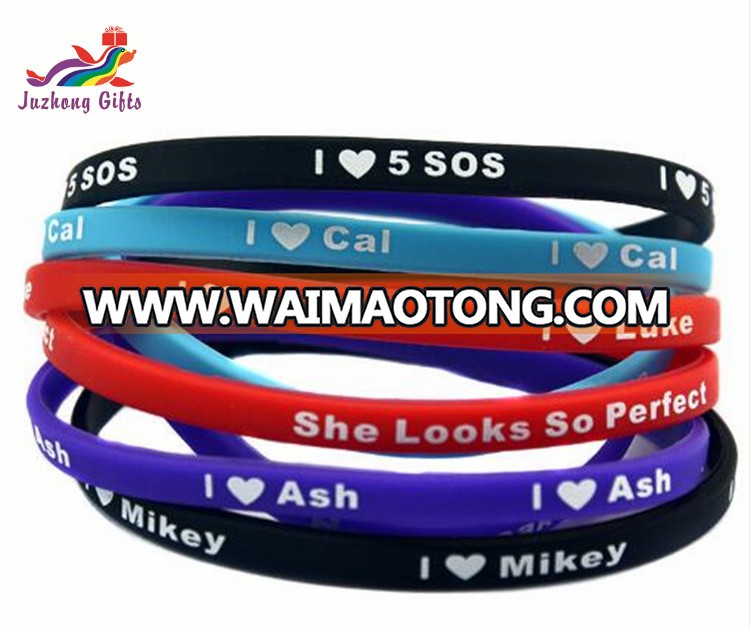 Manufacture 1/4 Inch Thin Size Custom Logo Silicone Wristbands