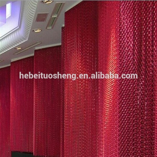 Red color metal mesh hotel room divider chain curtain