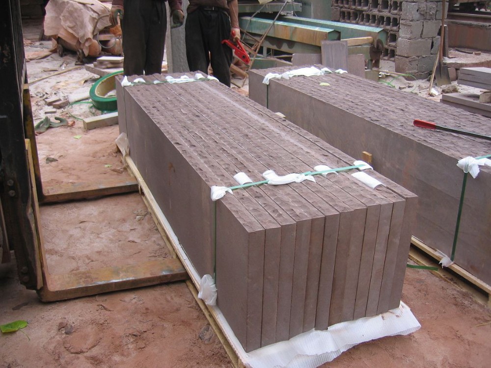 Low cost red sandstone bricks