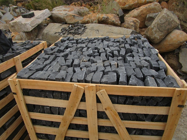 Natural Split Black Basalt Cobblestone