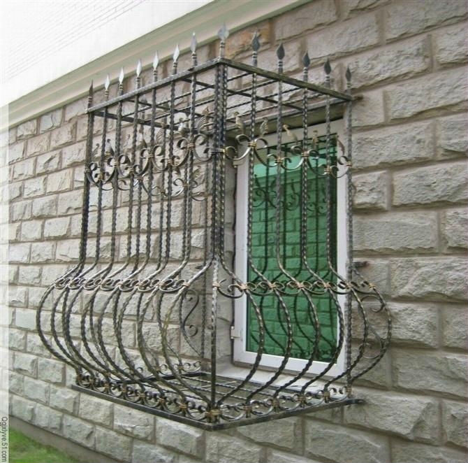 Europe style exterior new design modern curved wrought iron balcony railing