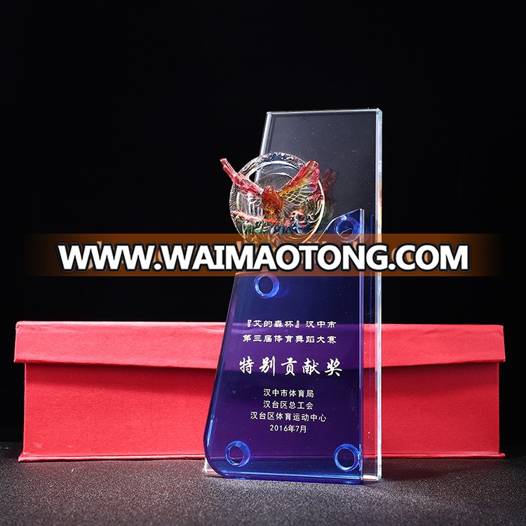 2019 new design awards crystal Custom colorful cheap crystal trophy crystal eagle trophy