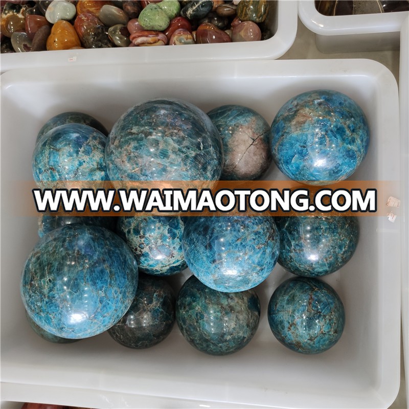 Natural apatite stone sphere balls