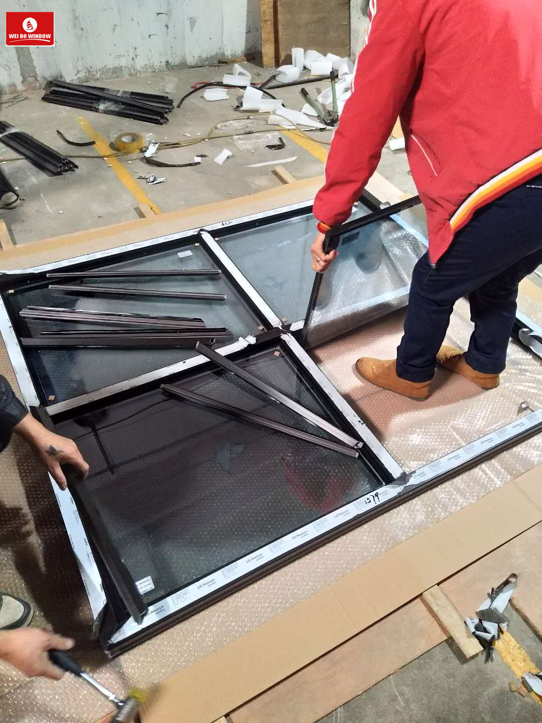 New American style PVC Double low e tempered black casement glass Window for hot sale