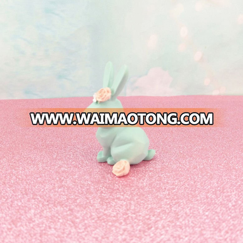 Cute geometric polyresin sculpture home decoration small animal statues resin rabbit