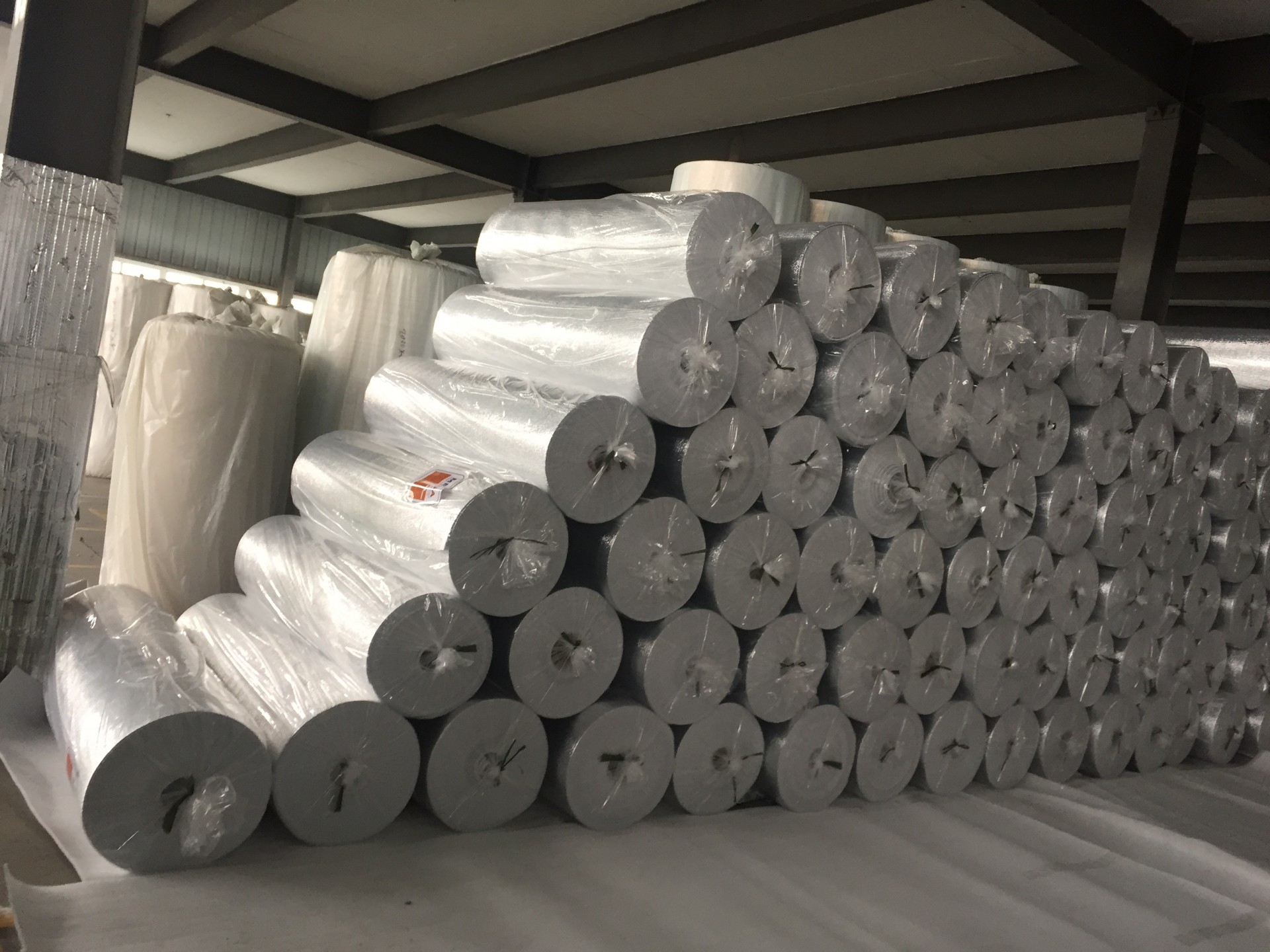 Thermal reflective aluminum foil epe foam insulation aluminum foil epe foam rollinsulation material epe aluminum insulation